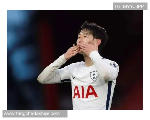 被发掘的足球新星：从默默无闻到世界瞩目的人物崛起之路